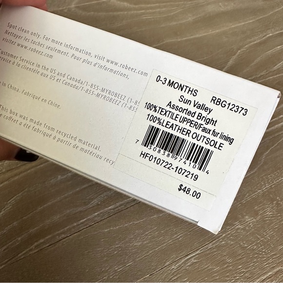 Robeez First Kicks Faux Fur Boots - Picture 7 of 7